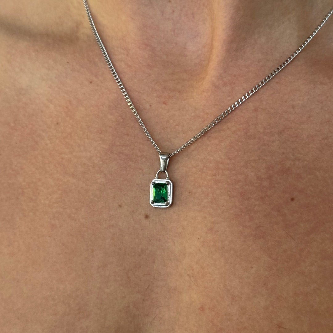 GREEN GEMSTONE CHAIN | Silver
