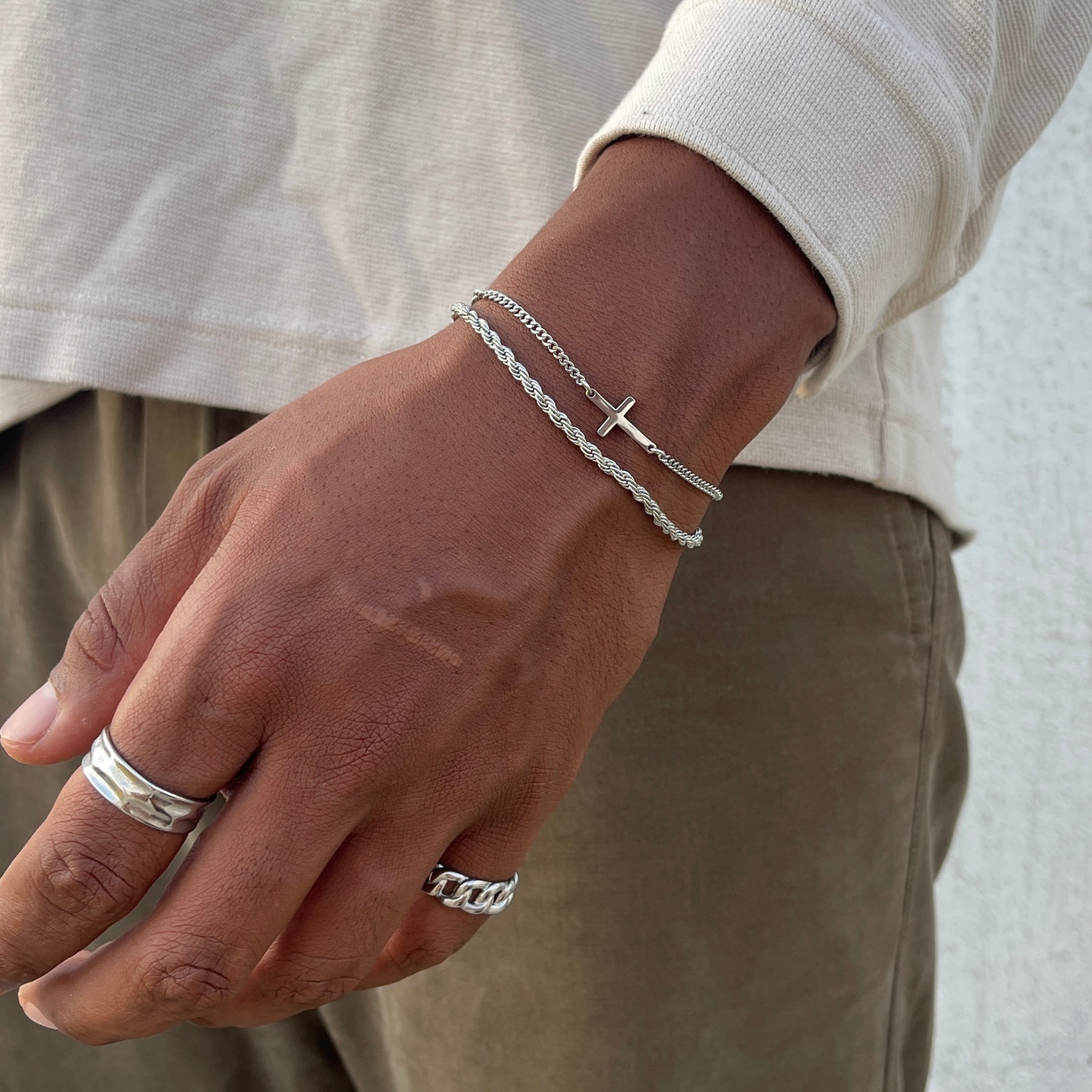 CROSS BRACELET | Silver